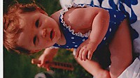 1989-07 Christinas first day at the pool.jpg